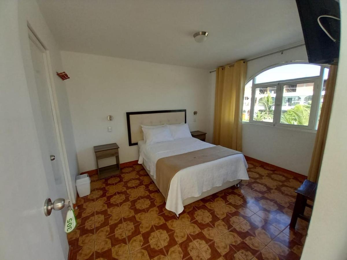 Hostal Los Frayles Paracas Exterior photo
